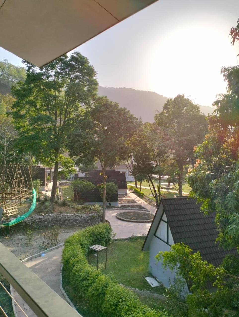 Welcomheritage Tarangi Ramganga Resort Marchula Exteriér fotografie